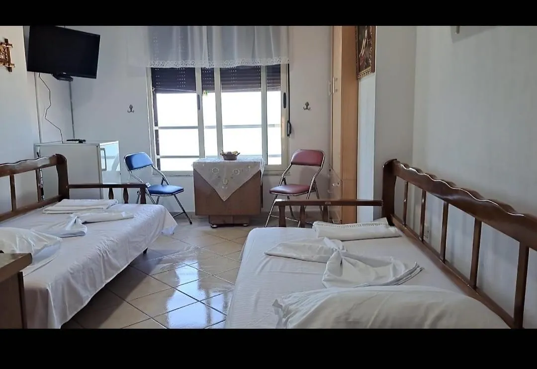 Marsi Studio Apartment Durrës
